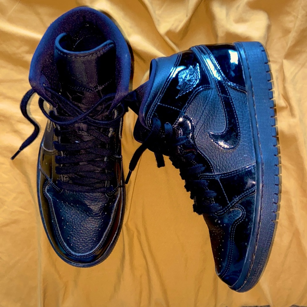 Triple Black Patent Jordan 1 Mid